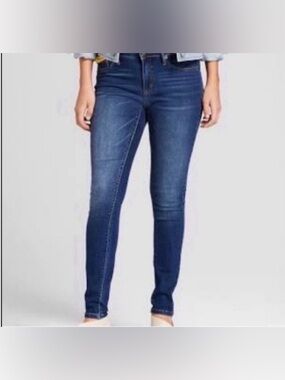 Mossimo Jeans Denim Slim Skinny stretch Comfy
Size 9 S / C